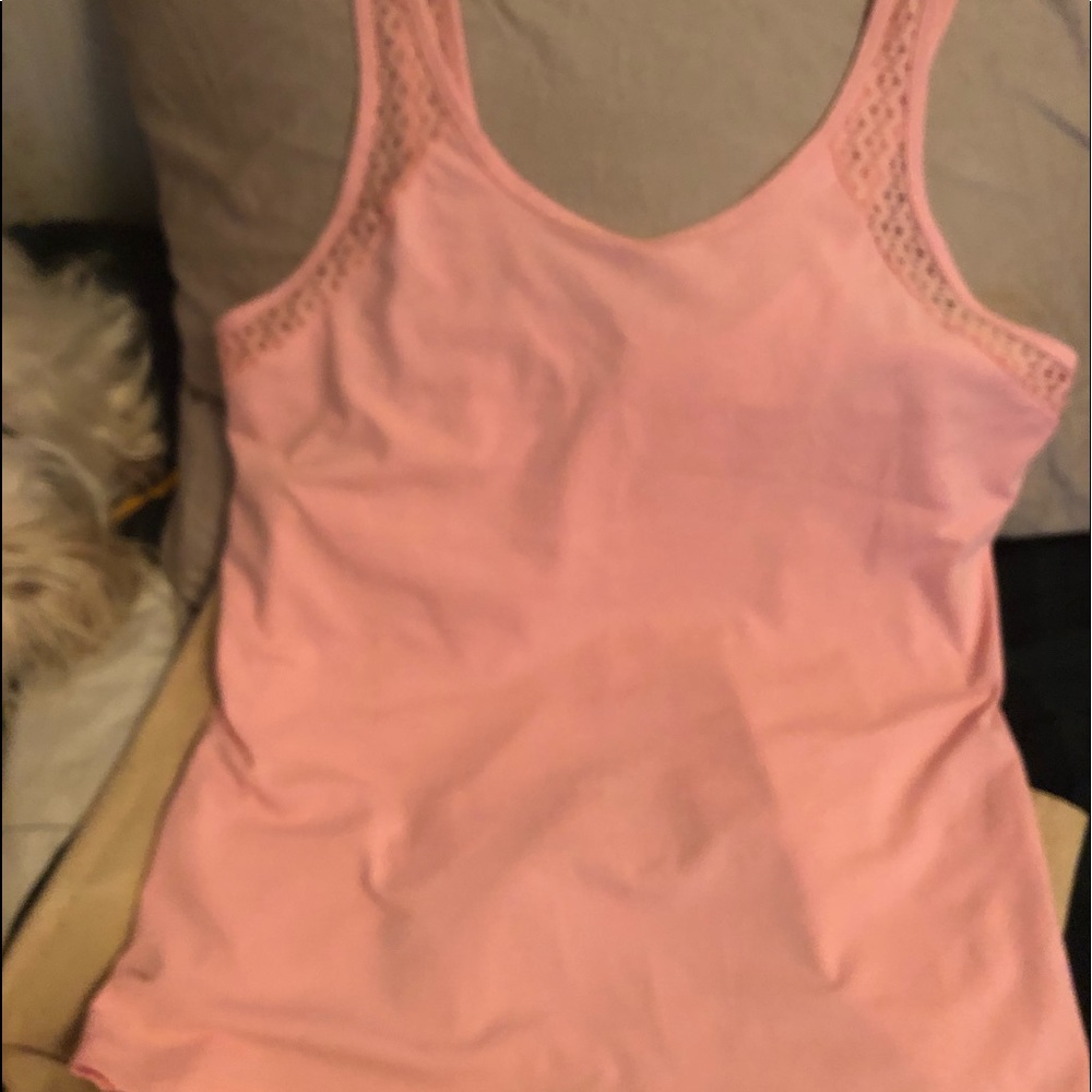Fabletics size M pink tank